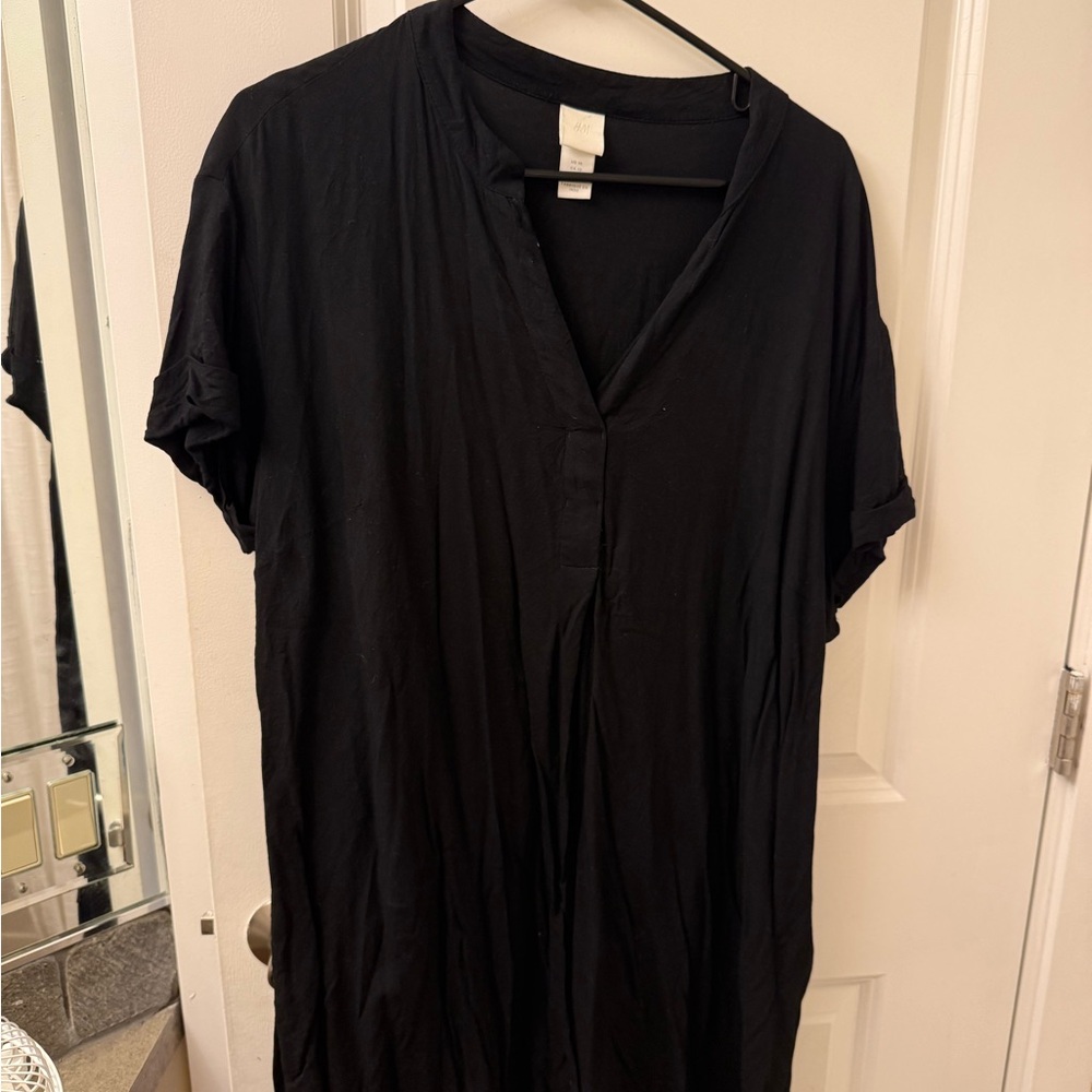 H&M Black Short Sleeve Dress